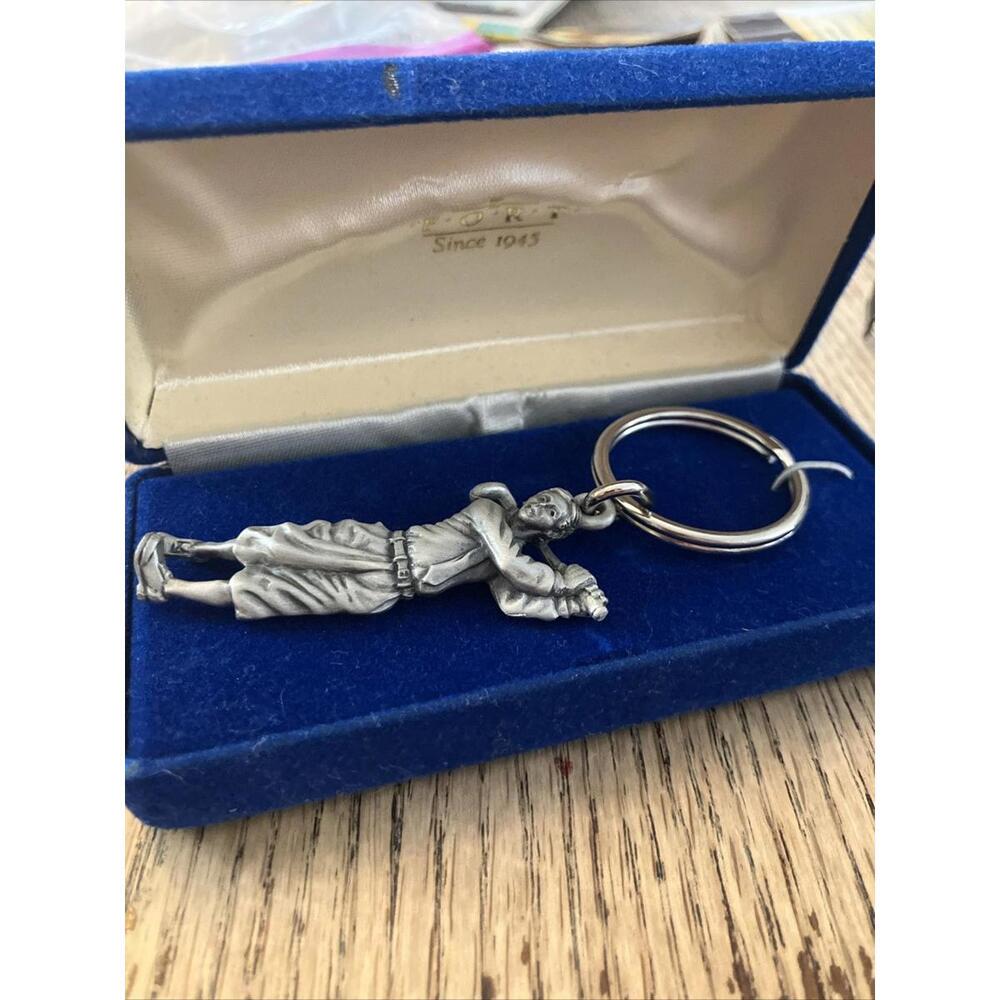 Fort Pewter Victorian Golfer Golf Swing Keychain With Case
